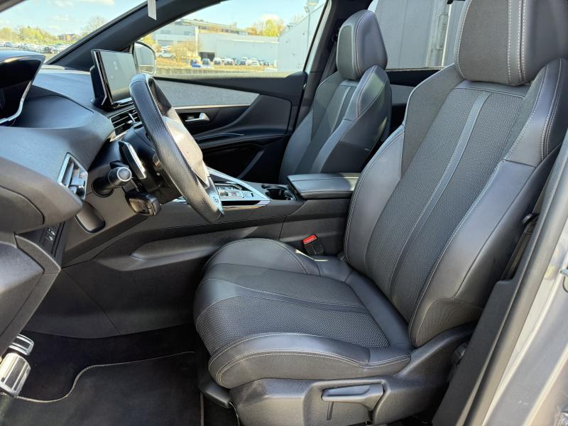 Image de la voiture Peugeot 5008