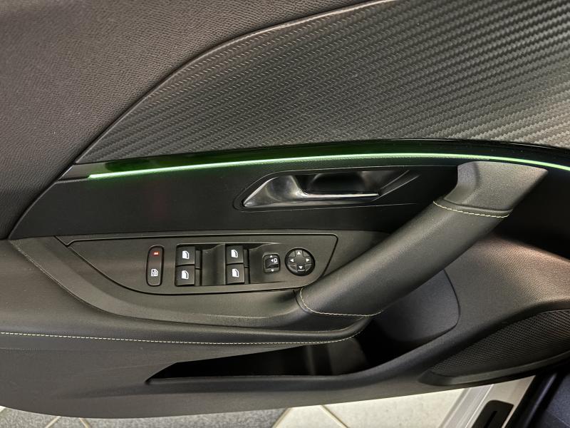 Image de la voiture Peugeot 2008