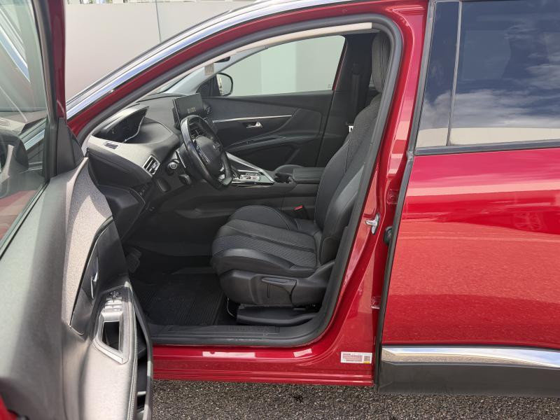 Image de la voiture Peugeot 5008