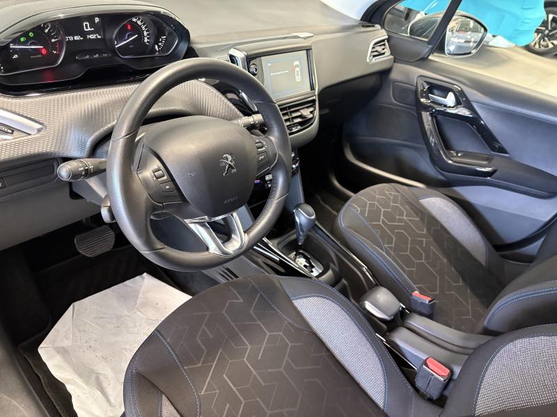 Image de la voiture Peugeot 2008