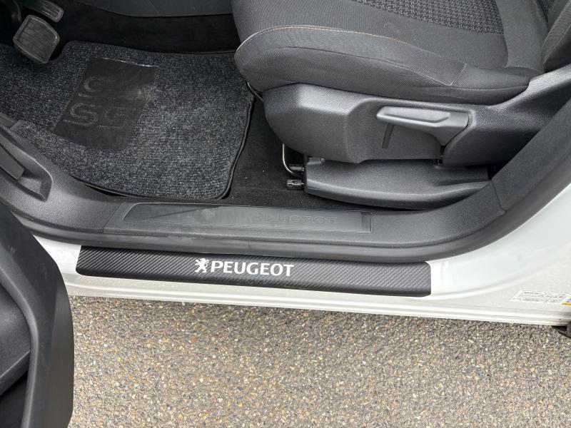 Image de la voiture Peugeot 3008