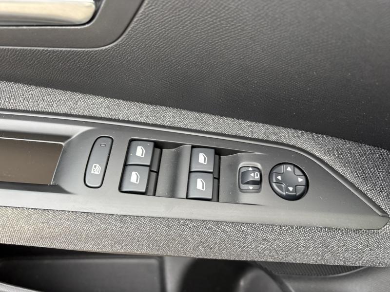 Image de la voiture Peugeot 3008