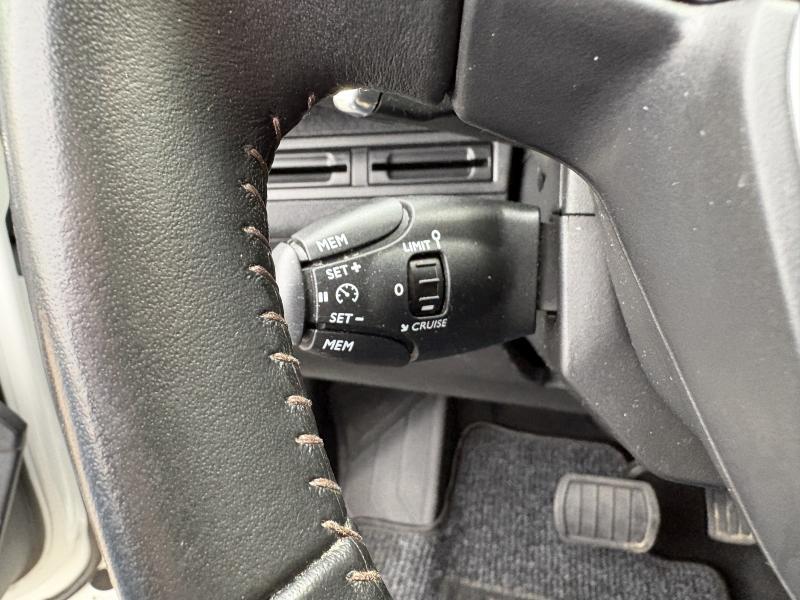 Image de la voiture Peugeot 3008