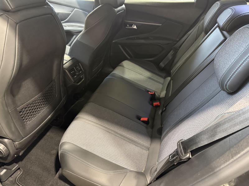 Image de la voiture Peugeot 3008
