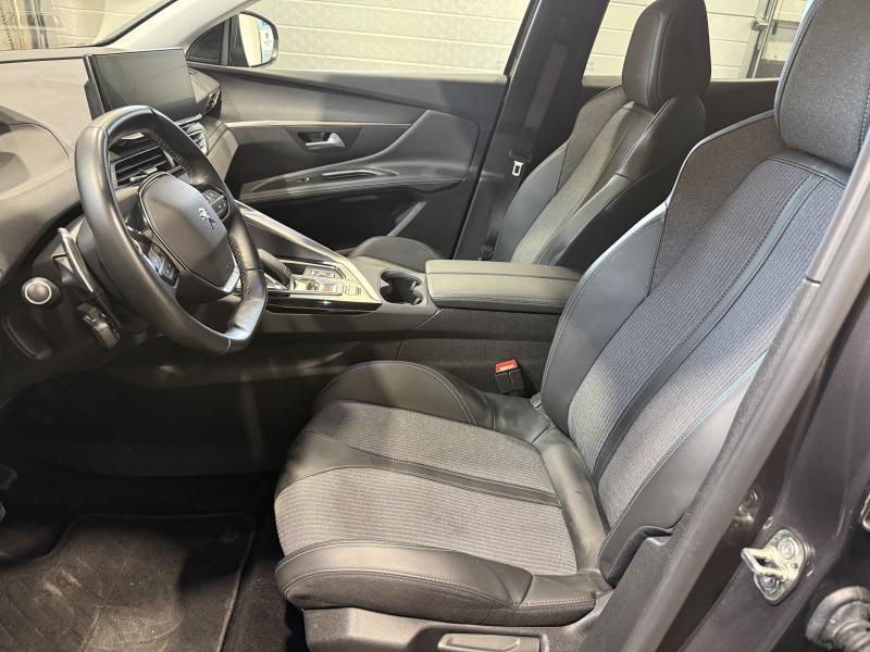 Image de la voiture Peugeot 3008