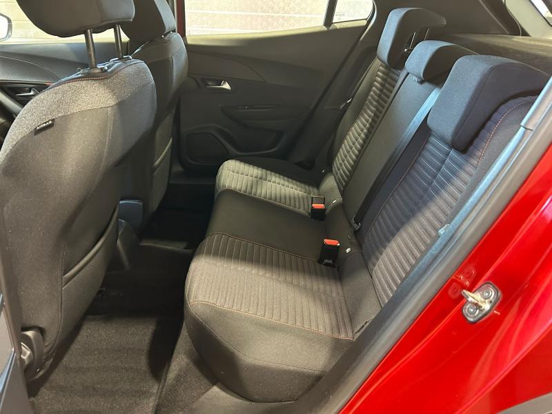 Image de la voiture Peugeot 2008