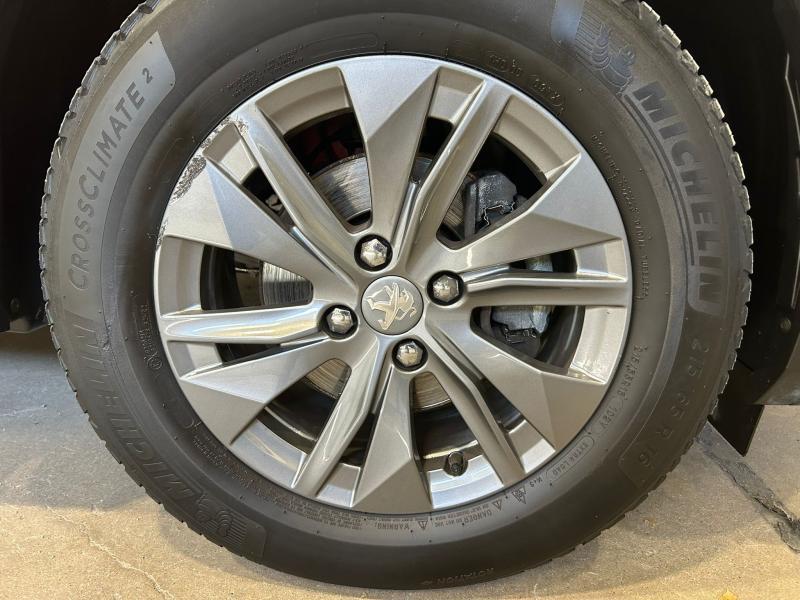 Image de la voiture Peugeot 2008