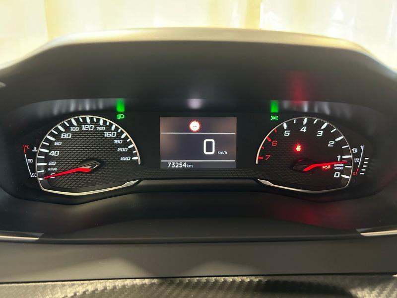 Image de la voiture Peugeot 2008