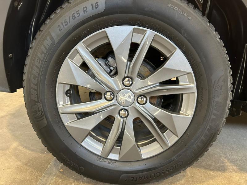 Image de la voiture Peugeot 2008
