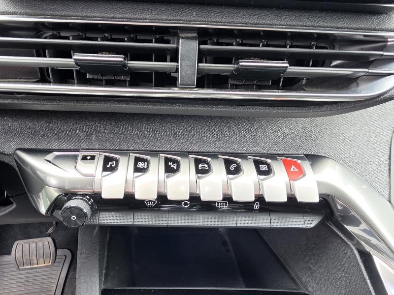 Image de la voiture Peugeot 3008