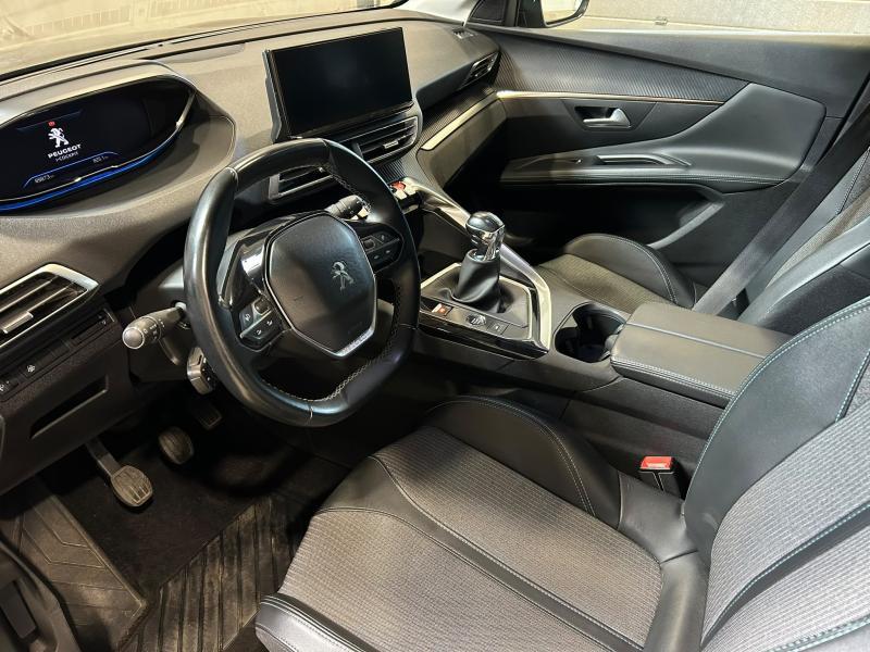 Image de la voiture Peugeot 3008