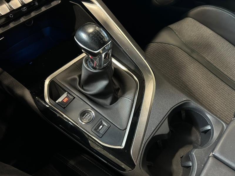 Image de la voiture Peugeot 3008