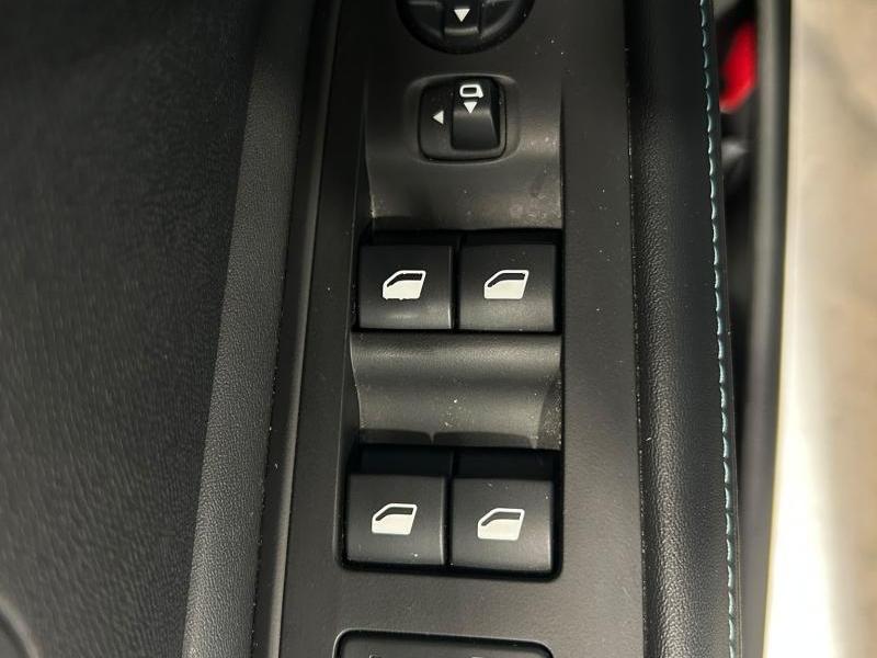 Image de la voiture Peugeot 3008