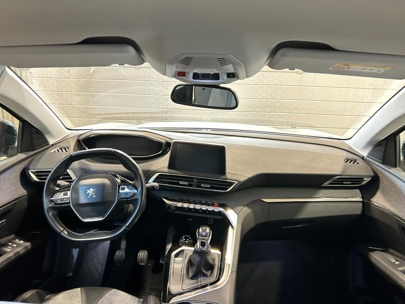 Image de la voiture Peugeot 3008