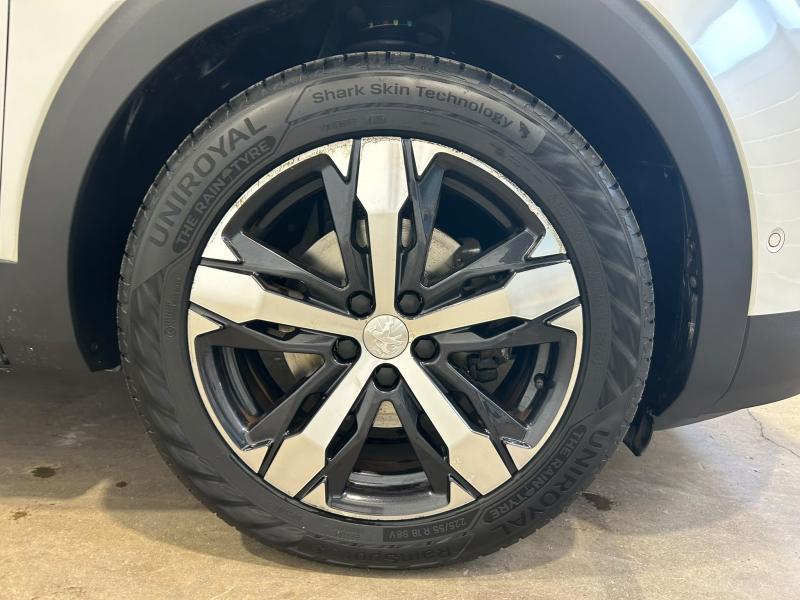 Image de la voiture Peugeot 3008