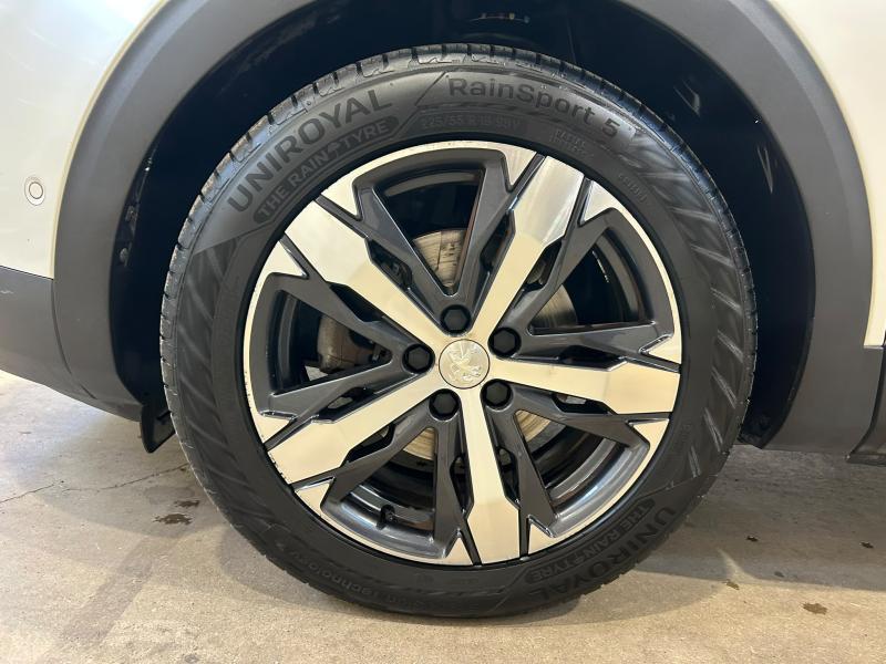 Image de la voiture Peugeot 3008