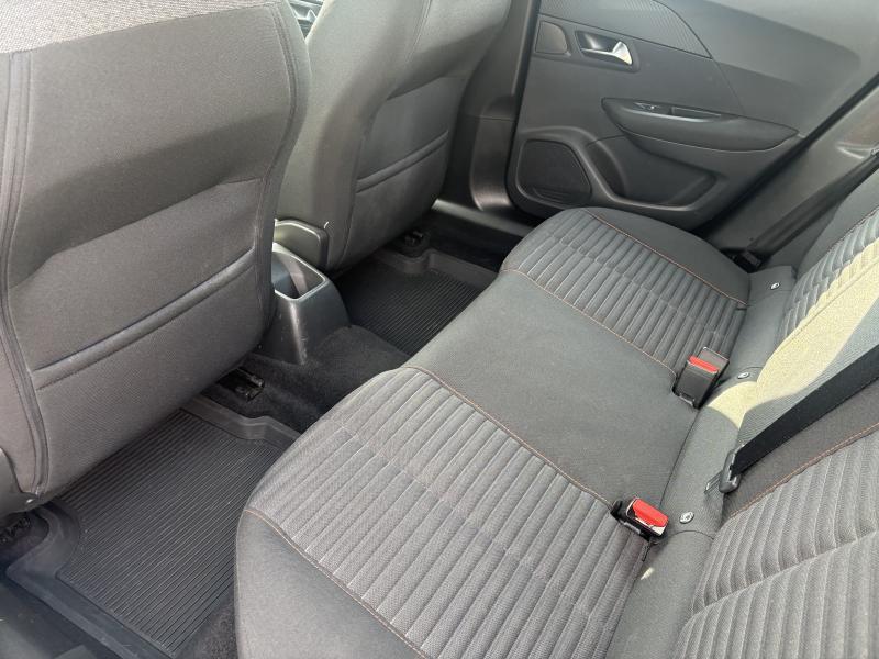 Image de la voiture Peugeot 2008