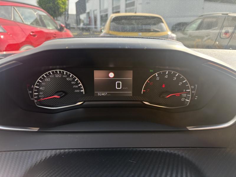 Image de la voiture Peugeot 2008