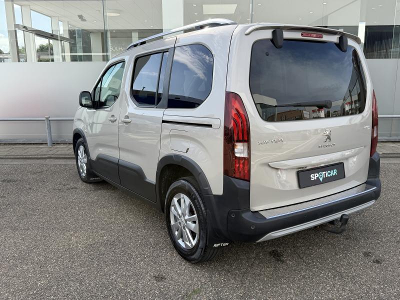 Image de la voiture Peugeot Rifter