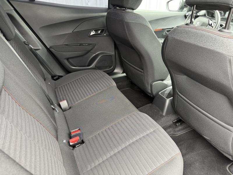 Image de la voiture Peugeot 2008