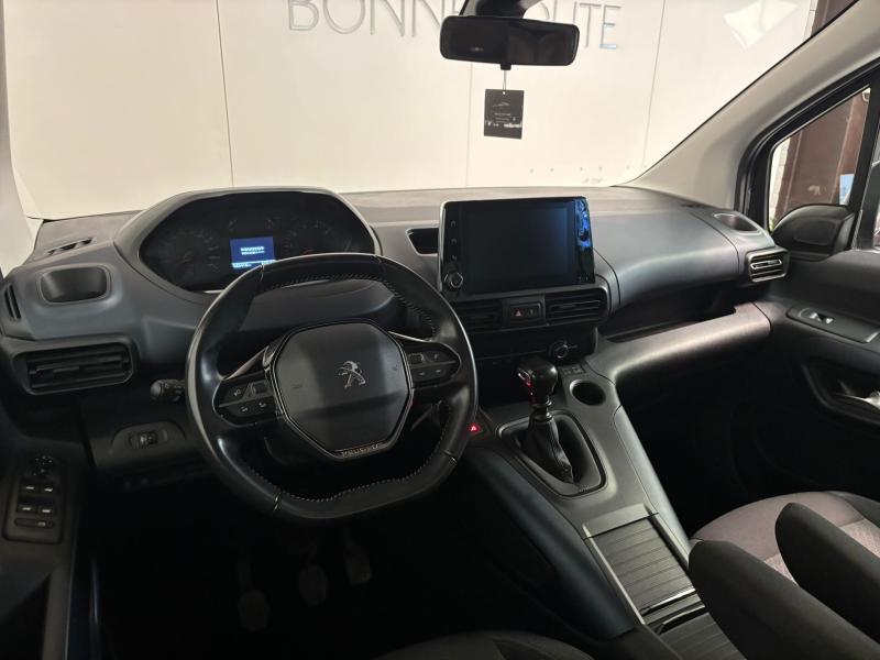 Image de la voiture Peugeot Rifter