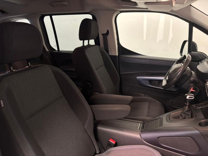 Image de la voiture Peugeot Rifter