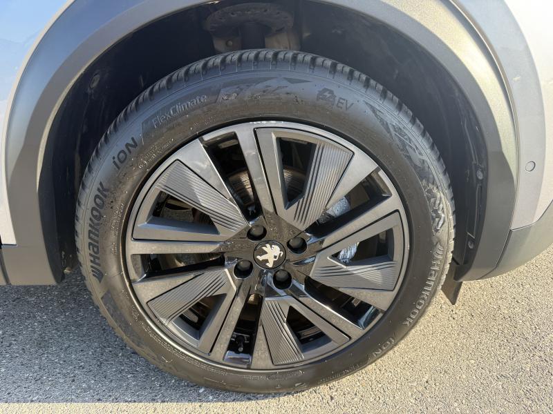 Image de la voiture Peugeot e-2008