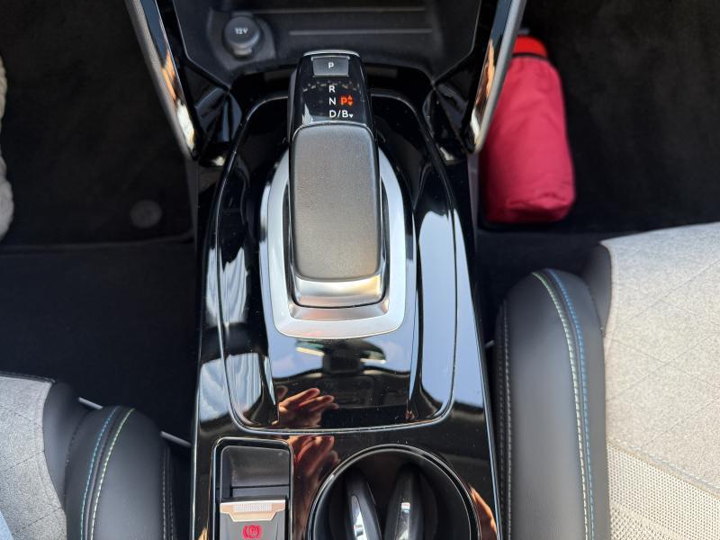 Image de la voiture Peugeot e-2008