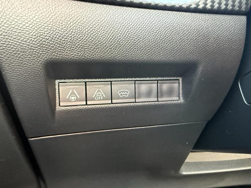Image de la voiture Peugeot e-2008