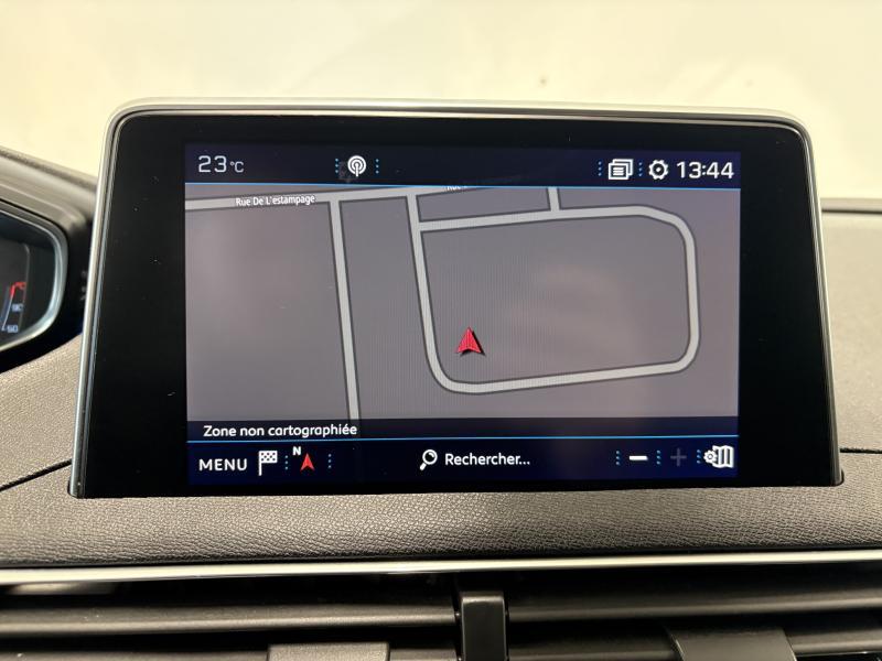 Image de la voiture Peugeot 5008