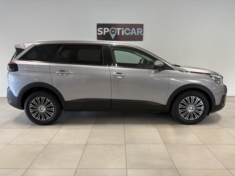 Image de la voiture Peugeot 5008