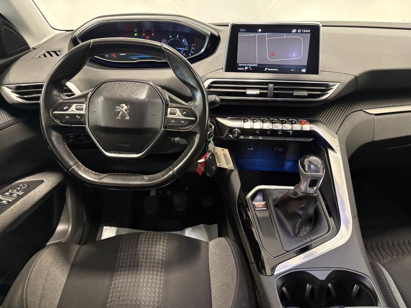 Image de la voiture Peugeot 5008