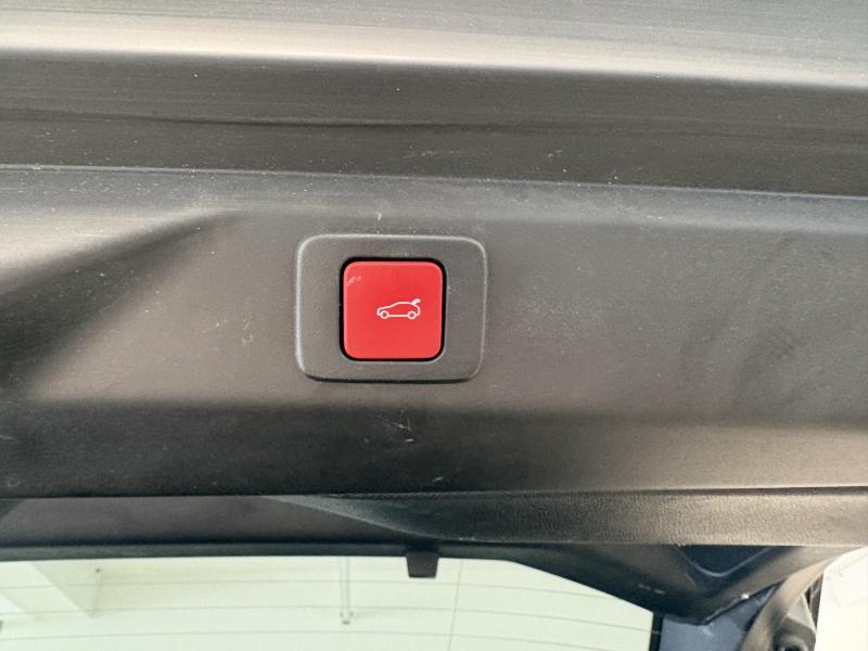 Image de la voiture Peugeot 3008