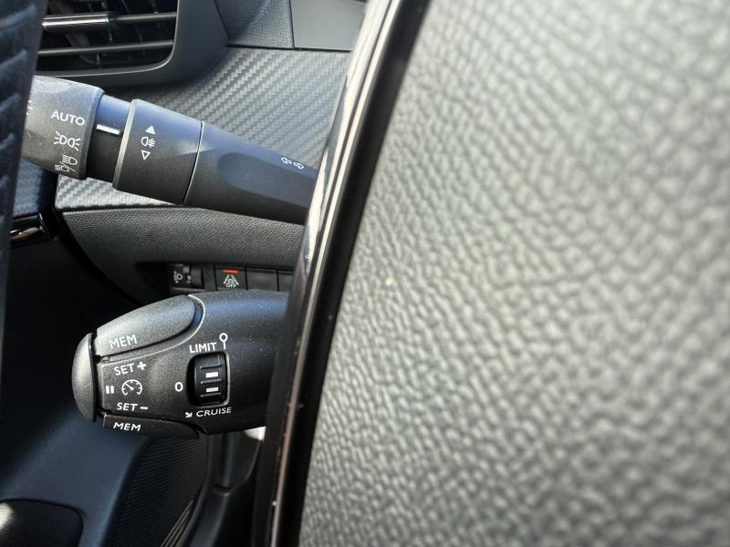 Image de la voiture Peugeot 208