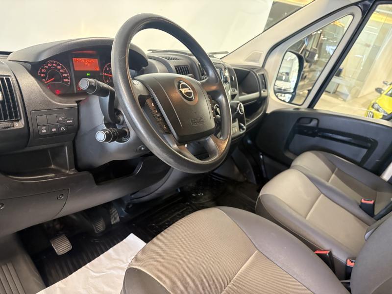 Image de la voiture Opel Movano