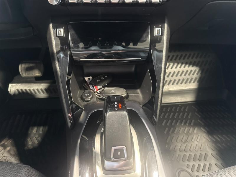 Image de la voiture Peugeot 2008