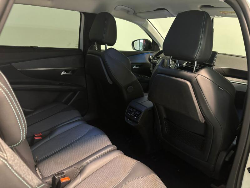 Image de la voiture Peugeot 5008