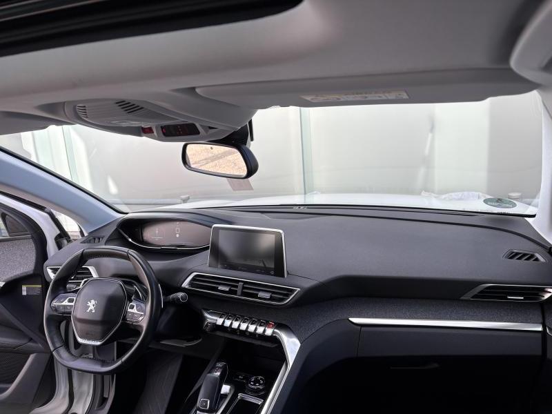 Image de la voiture Peugeot 3008