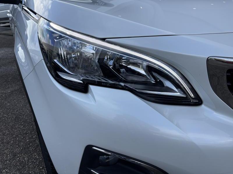 Image de la voiture Peugeot 3008