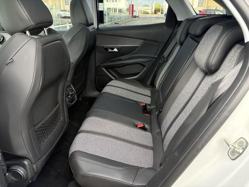 Image de la voiture Peugeot 3008