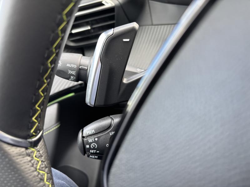 Image de la voiture Peugeot 2008