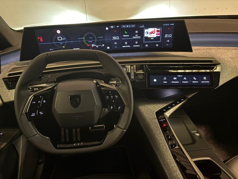 Image de la voiture Peugeot 5008