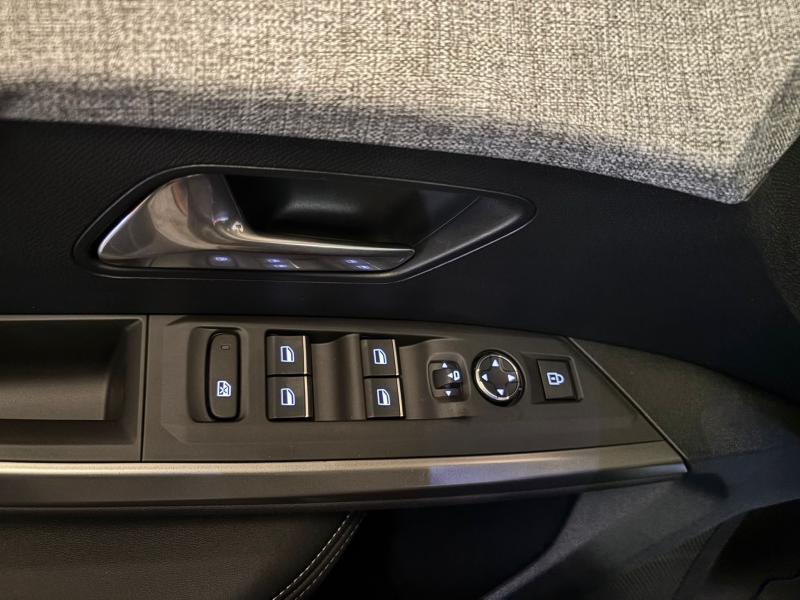 Image de la voiture Peugeot 5008