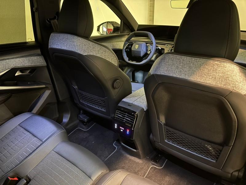 Image de la voiture Peugeot 5008