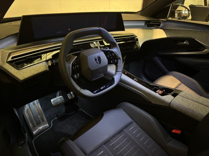 Image de la voiture Peugeot 5008