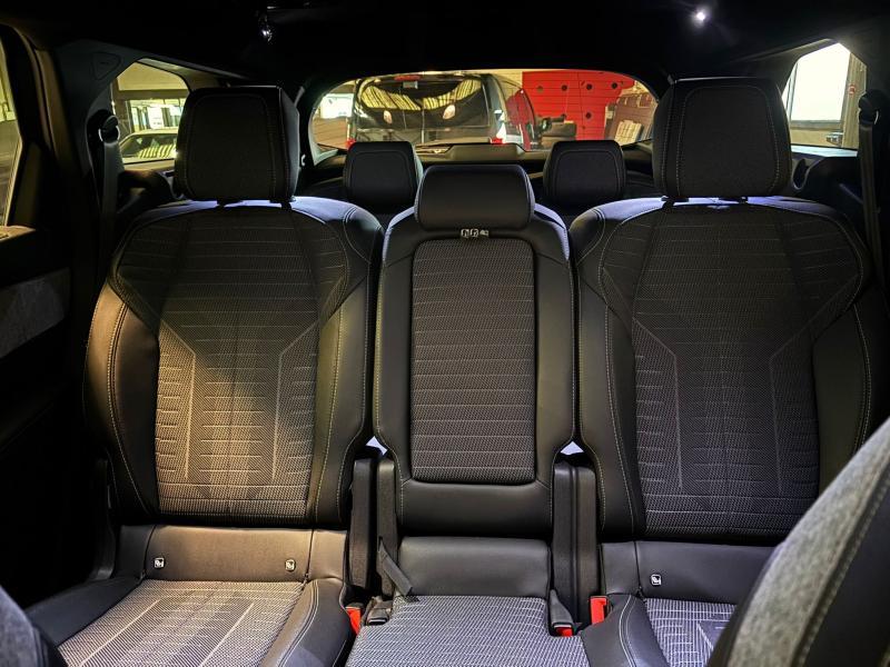 Image de la voiture Peugeot 5008