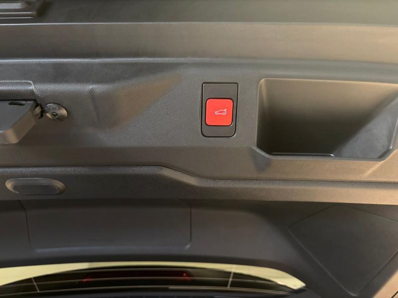 Image de la voiture Peugeot 5008