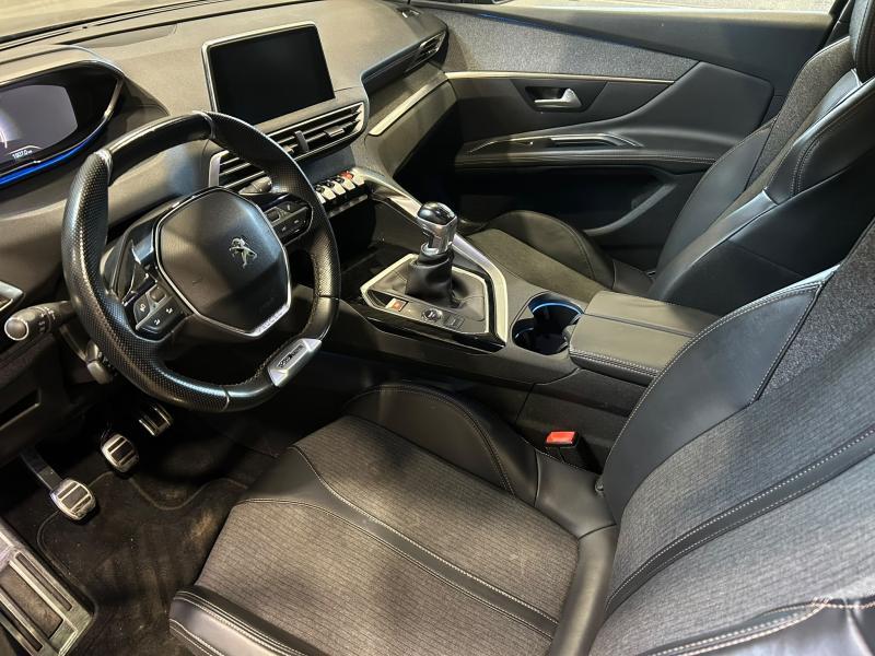 Image de la voiture Peugeot 3008