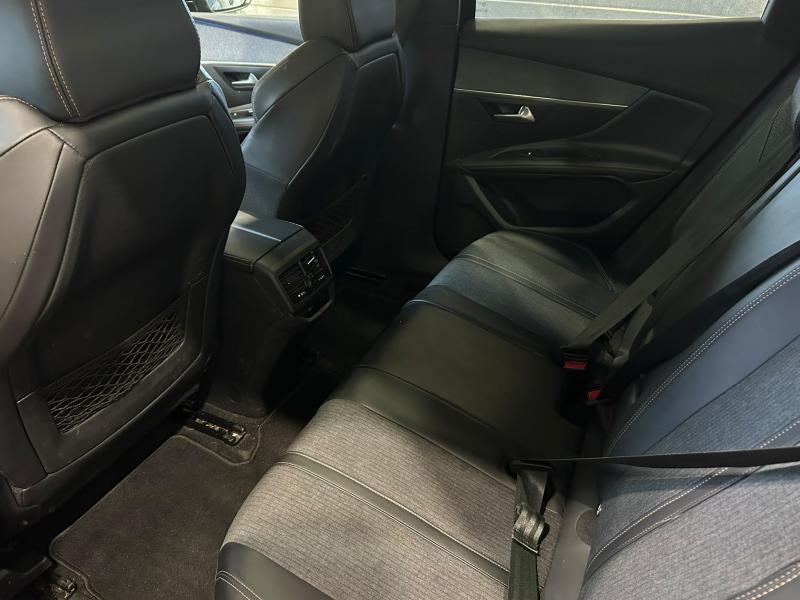 Image de la voiture Peugeot 3008