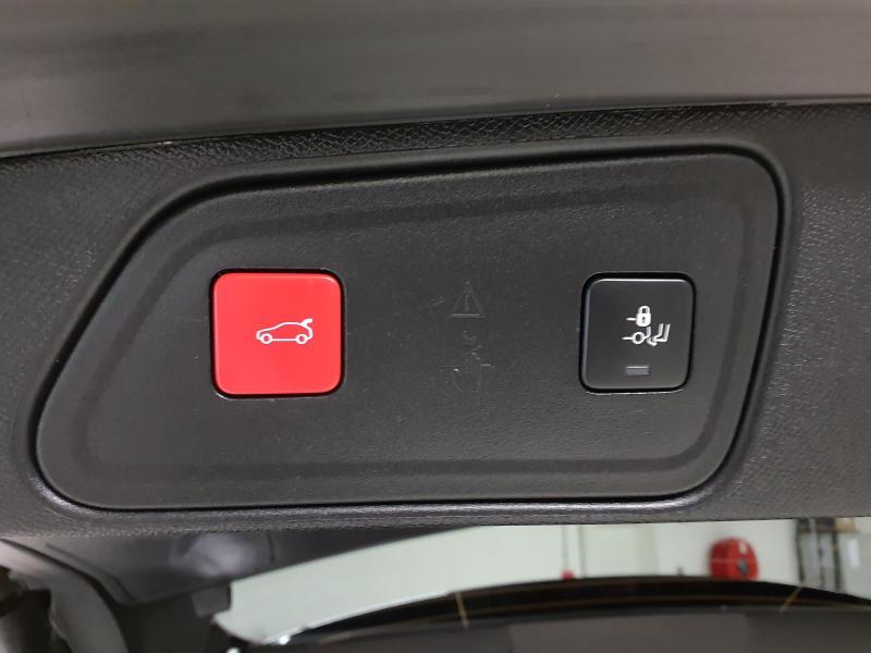 Image de la voiture Peugeot 3008